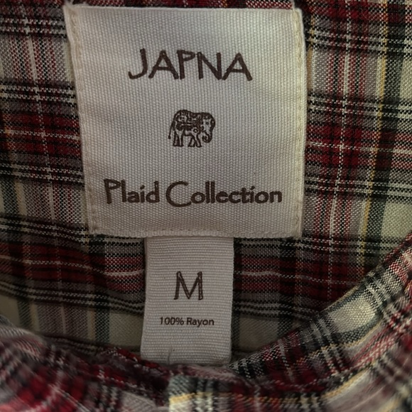 Japna Plaid Collection peplum style button down - Picture 4 of 6
